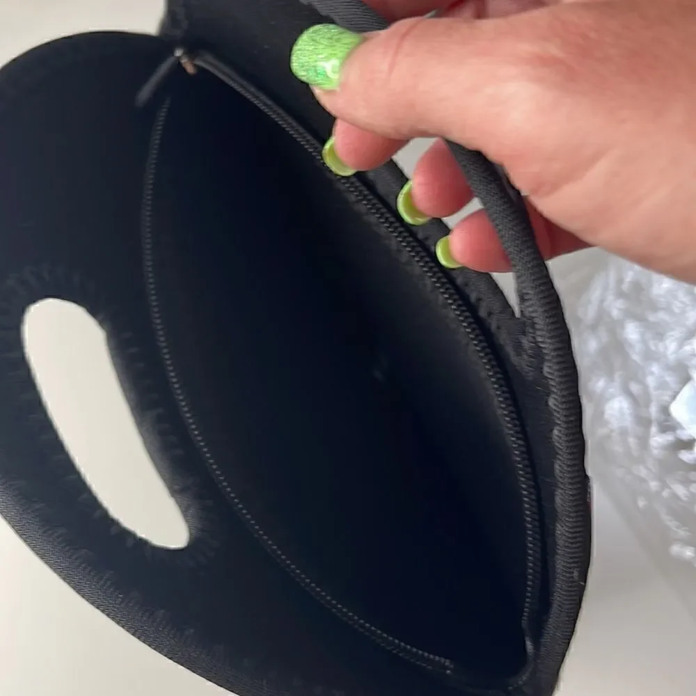 Icolor insulated double wine cooler.  NWT.  Neoprene double wine tote.